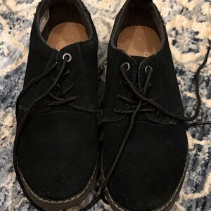 Tom’s Black Suede Lace-Up Casual Shoes